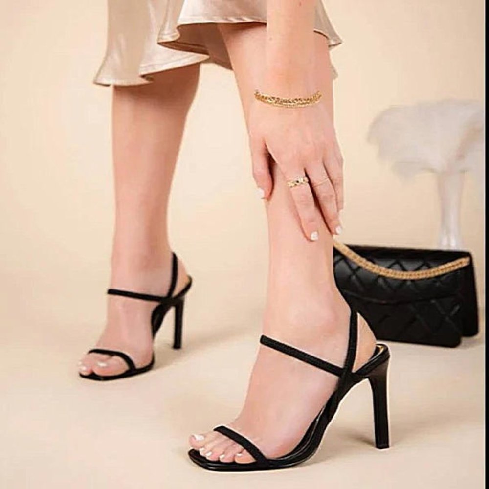 NWOT Qupid black vegan leather strappy heels, size 6.5